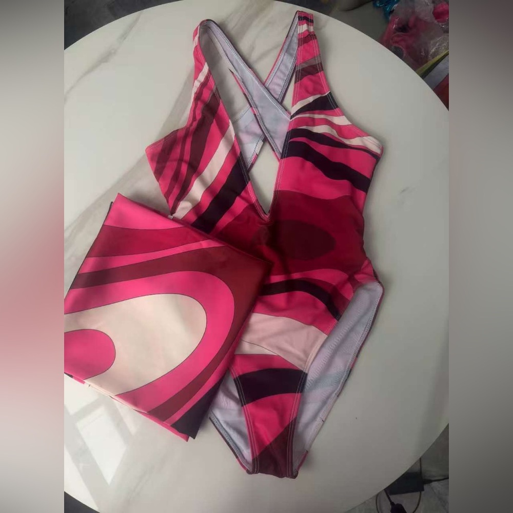 Emilio Pucci pink one-piece swimming suit with a headscarf - Picture 1 of 4